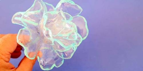 Цветы из бутылок пластиковых своими руками пошагово. Цветы из пластиковых бутылок своими руками – пошаговый мастер-класс для начинающих