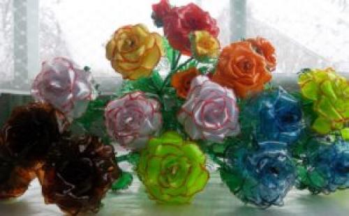 Как сделать цветы из пластиковых бутылок пошаговая инструкция. Переходим к поделкам