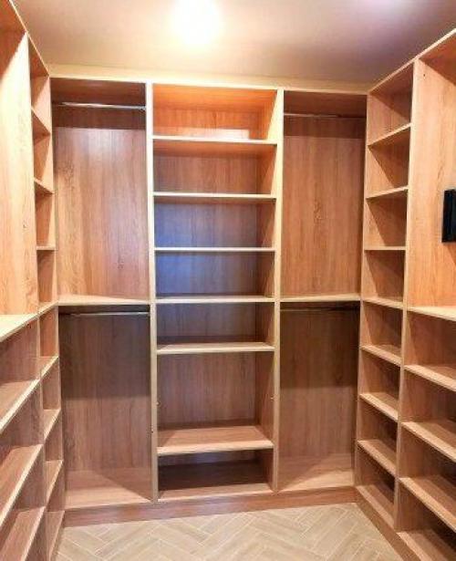 Гардеробная система или шкаф. Что такое гардеробная