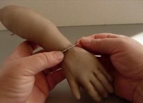 Как сделать куклу из бутылки. Делаем куклу своими руками 34 Как сделать куклу из бутылки. Делаем куклу своими руками 34