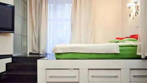 Кухня и спальня в одном помещении. Спальня на кухне