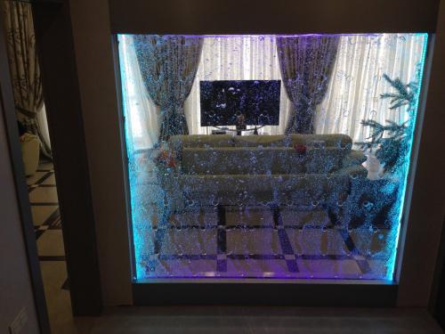 Необычные материалы для отделки стен квартиры и дачи.