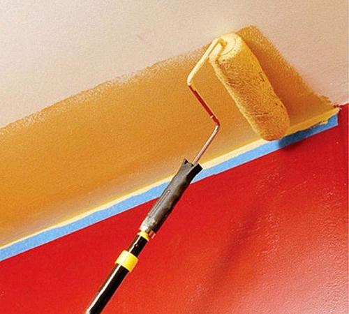 Какой лучше краской покрасить потолок в ванной комнате. Матовая краска для потолка или глянцевая?