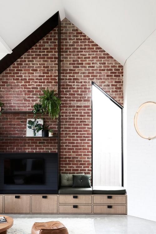 Современная реконструкция старинного дома 06