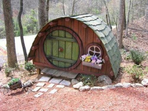 Детский домик хоббита. Впечатляющие домики хоббитов в дизайне вашей дачи