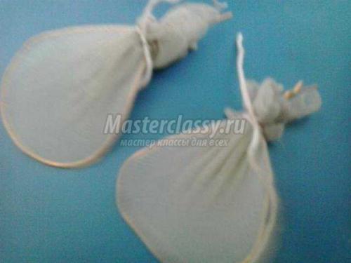 Как из картона сделать напольную вазу своими руками. Ваза из картона своими руками (часть 1) 08