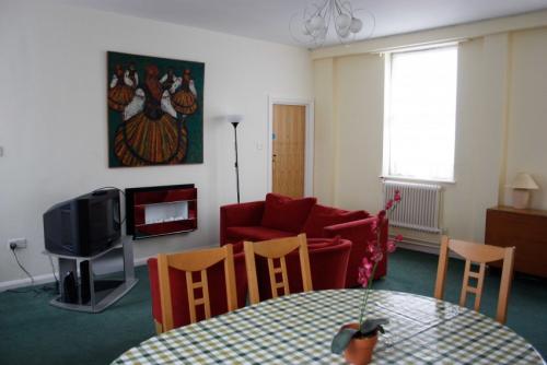 Дизайн гостинной в доме. Гостиная в частном доме – интересные идеи дизайна и оформления гостевой комнаты (125 фото)