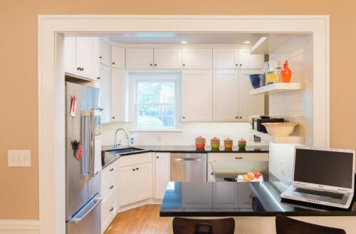 Как организовать пространство на кухне идеи. Маленькая