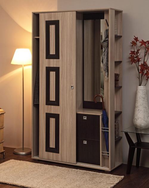 Шкаф в узкой нише. Особенности и преимущества