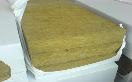 Чем утеплить потолок на чердаке. Как нам утеплить потолок правильно?