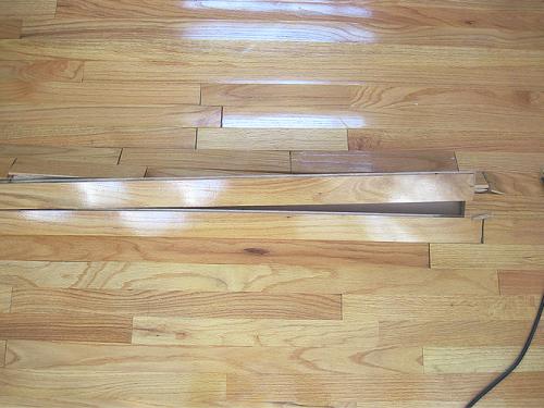 Что делать если паркет поднялся. Что делать, если вздулся паркет от воды — есть решение