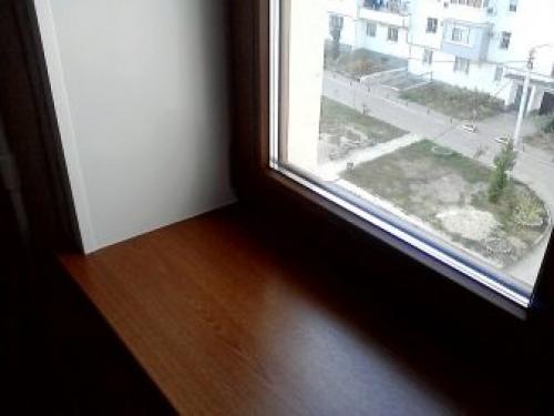 Откосы пластиковые, как установить. Установка оконных откосов своими руками – выбираем панели 01