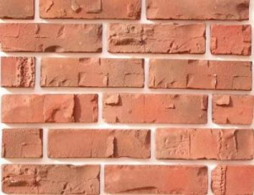 Барная стойка из кирпича в кафе. Кирпичная барная стойка