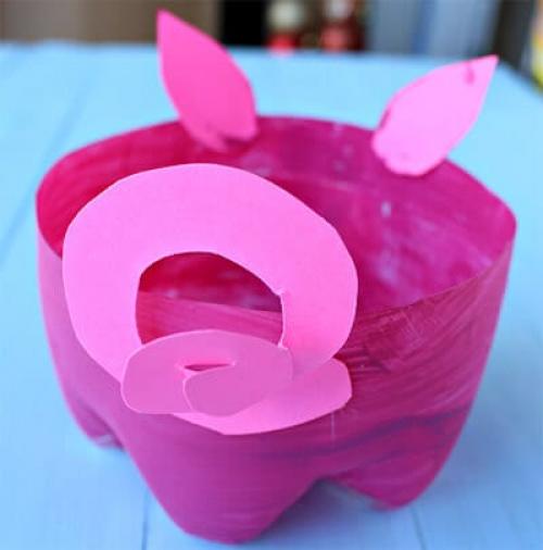 Как сделать игрушечный домик из пластиковых бутылок. Поделки из пластиковых бутылок: ТОП 20 идей (мастер-класс для детского сада)