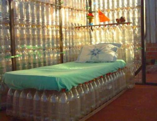 Дома из пластиковых бутылок своими руками. Мебель из подручных материалов: утилизируем пластиковые бутылки