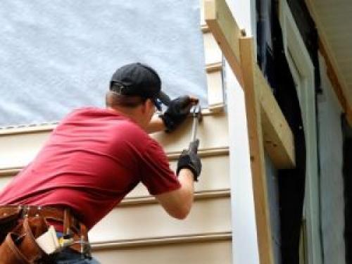 Самостоятельный монтаж винилового сайдинга. 