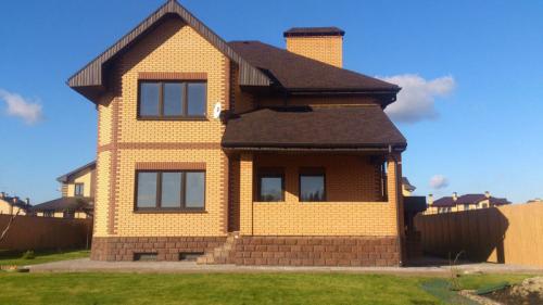 Сравнение деревянного дома и кирпичного. Деревянный или кирпичный дом строить? Сравните стоимость затрат при строительстве деревянного или кирпичного дома. 06 Сравнение деревянного дома и кирпичного. Деревянный или кирпичный дом строить? Сравните стоимость затрат при строительстве деревянного или кирпичного дома. 06