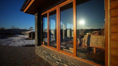 Сравнение деревянного дома и кирпичного. Деревянный или кирпичный дом строить? Сравните стоимость затрат при строительстве деревянного или кирпичного дома. 03 Сравнение деревянного дома и кирпичного. Деревянный или кирпичный дом строить? Сравните стоимость затрат при строительстве деревянного или кирпичного дома. 03