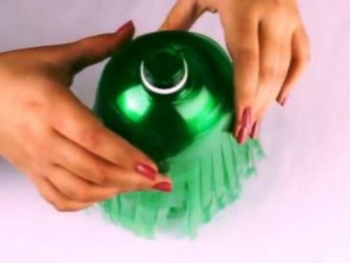 Как сделать метлу из пластиковых бутылок. Самодельная метла из старых пластиковых бутылок 26 Как сделать метлу из пластиковых бутылок. Самодельная метла из старых пластиковых бутылок 26