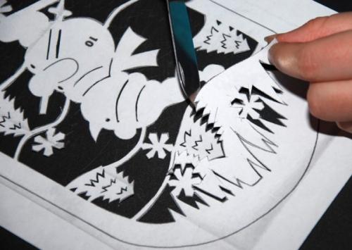 Новогодний декор подоконника шаблоны. Украшение окон и подоконников к Новому году: шаблоны, трафареты, вытынанки