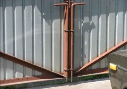 Конструкция ворот. Консольные ворота 04