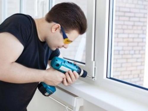 Какой уплотнитель для пластиковых окон лучше серый или черный. Разновидности уплотнителей для пластиковых окон 01 Какой уплотнитель для пластиковых окон лучше серый или черный. Разновидности уплотнителей для пластиковых окон 01