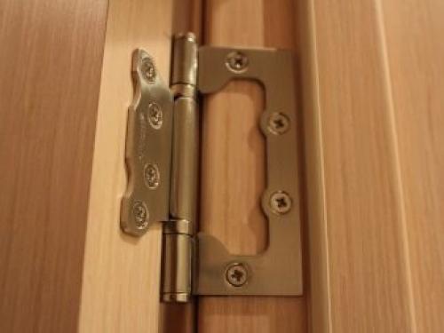 Двери сделать своими руками. Подбираем материал: особенности различной древесины 06