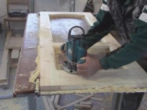 Двери сделать своими руками. Подбираем материал: особенности различной древесины 15