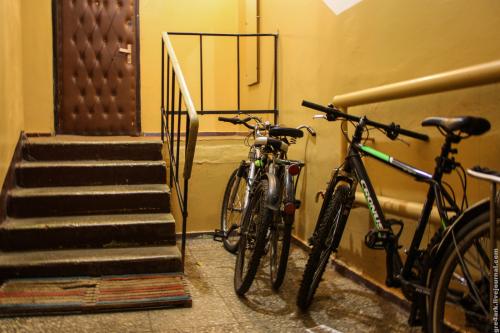 Где хранить велосипед В многоквартирном доме. Велопаркинги В каждый дом!