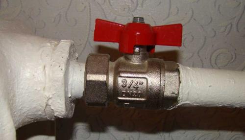 Заклинил шаровый кран, как открыть. Как перекрыть шаровый кран, если его заклинило?