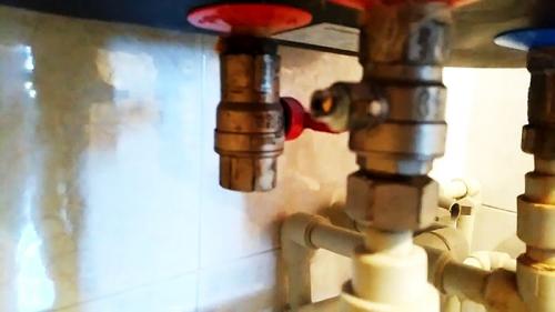 Как перекрыть кран. Простейший способ перекрыть заклинивший кран 19