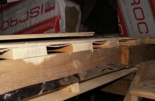 Черновой потолок в деревянном доме. Как сделать черновой потолок по деревянным балкам – варианты монтажа, инструкция