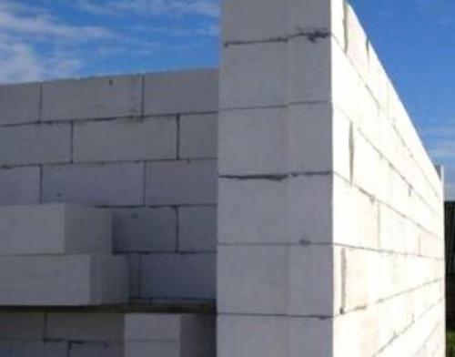 Теплопроводность бруса и газобетона. Общие свойства и особенности бруса и газобетона