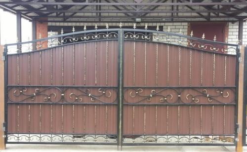 Распашные ворота своими руками чертежи. Ворота своими руками – 120 фото, чертежей и эскизов не сложных современных и классических вариантов ворот