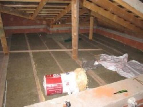 Как утеплить чердачное помещение в частном доме. Выбор утеплителя 02