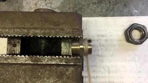 Как наматывать лен на резьбу. Как правильно пользоваться льном