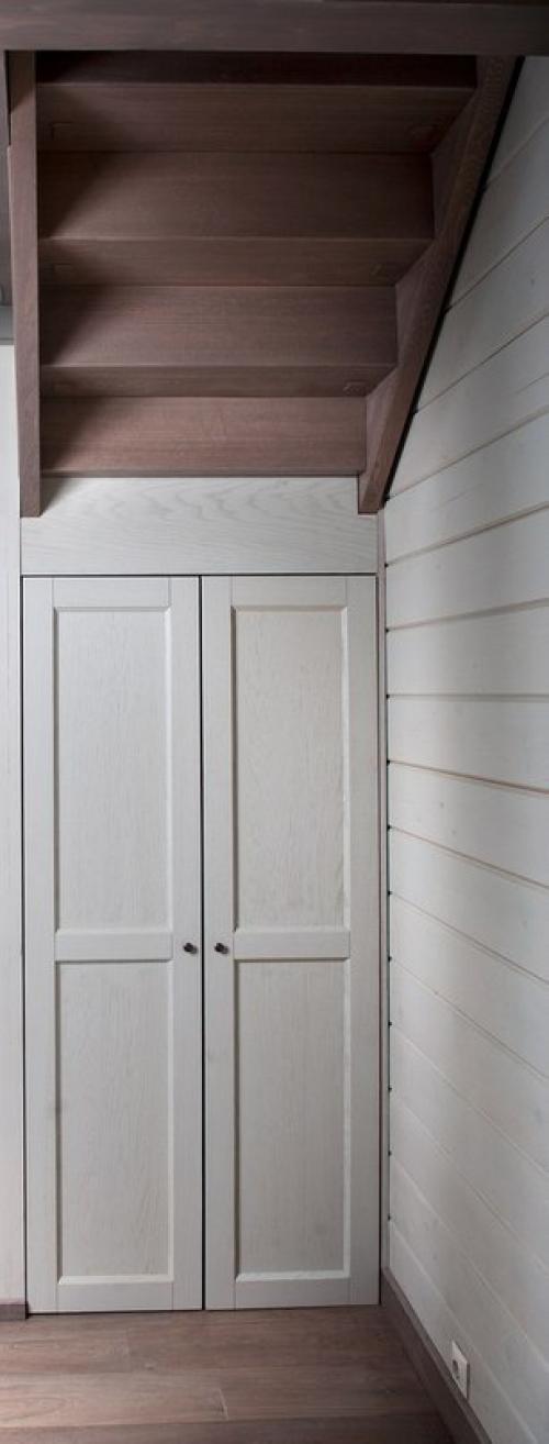 Лестница с выдвижными ящиками 04