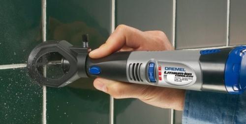 Как удалить старую затирку из швов плитки. Механическое удаление