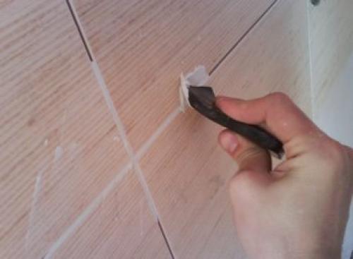 Обновить швы между плитками кафеля на старую затирку. Обновляем швы между плитками 03 Обновить швы между плитками кафеля на старую затирку. Обновляем швы между плитками 03