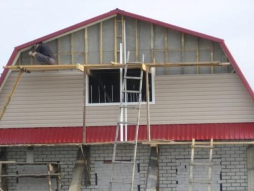 Отделка фронтонов частных домов. Материалы, используемые для отделки