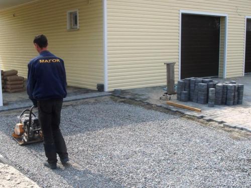 Парковка для автомобиля на даче. Площадка под автомобиль — паркинг и обустройство стоянки для авто (60 фото)