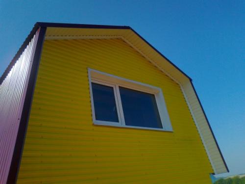 Фронтон крыши из профнастила. Обшиваем фронтон крыши профнастилом