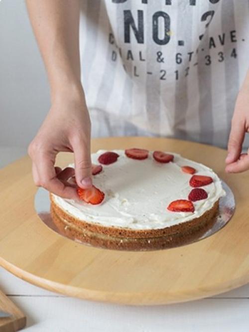 Советы по изготовлению свадебного торта. Как сделать вкусный торт на свадьбу самому: рецепт с пошаговыми фото