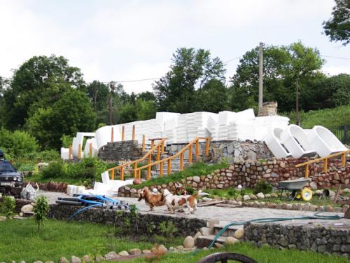 Купольный дом из пенопласта. Технология малобюджетного строительства: домик-шатёр из пенополистирола