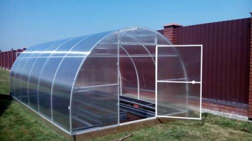 Примыкание к стене поликарбоната. Наружная сторона 01