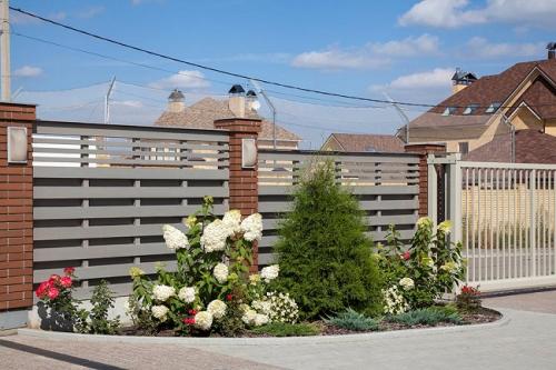 Красивые газоны возле дома. Семена 10 Красивые газоны возле дома. Семена 10