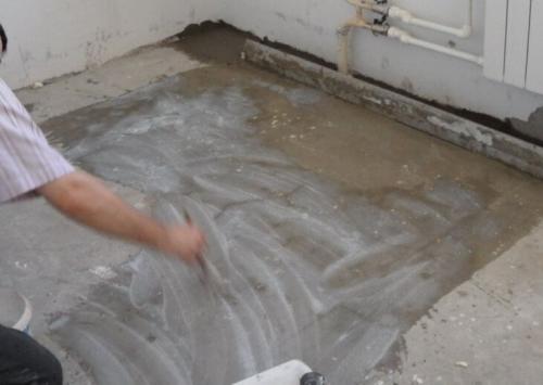 Грунтовка для пола под плитку. Грунтовка основания под плитку, стяжку и наливной пол. 10