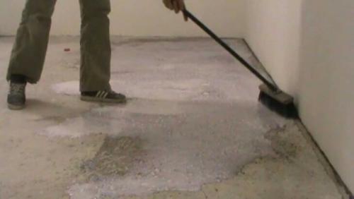 Грунтовка для пола под плитку. Грунтовка основания под плитку, стяжку и наливной пол. 09