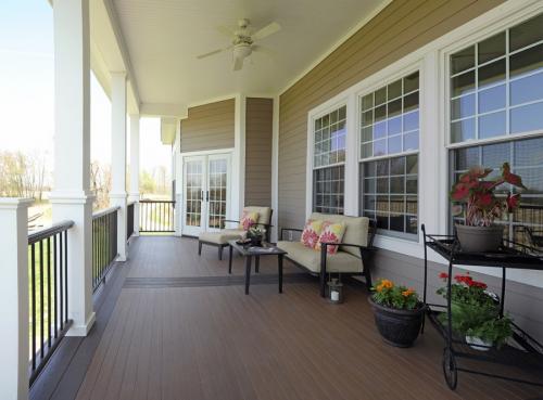 Крыльцо частного дома с навесом. Крыльцо — идеи строительства своими руками. 120 фото лучших проектов современности