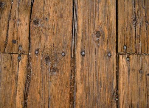 Усиление лаг фанерой. Почему скрипят полы